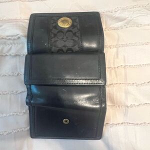 Vintage Coach Trifold Black Leather Wallet with Gold Accents